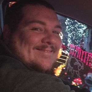 Meet your Posher, Dustin